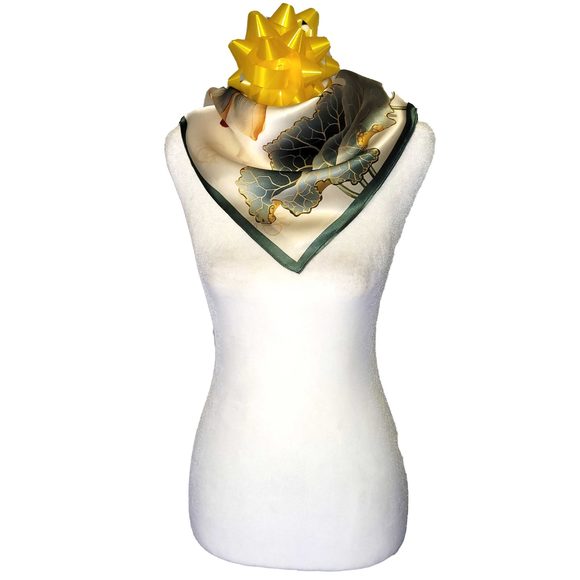 NWT Genuine 100% Mulberry Silk Satin Scarf 21"x21" Small Square Shawl 54871 - Picture 8 of 9